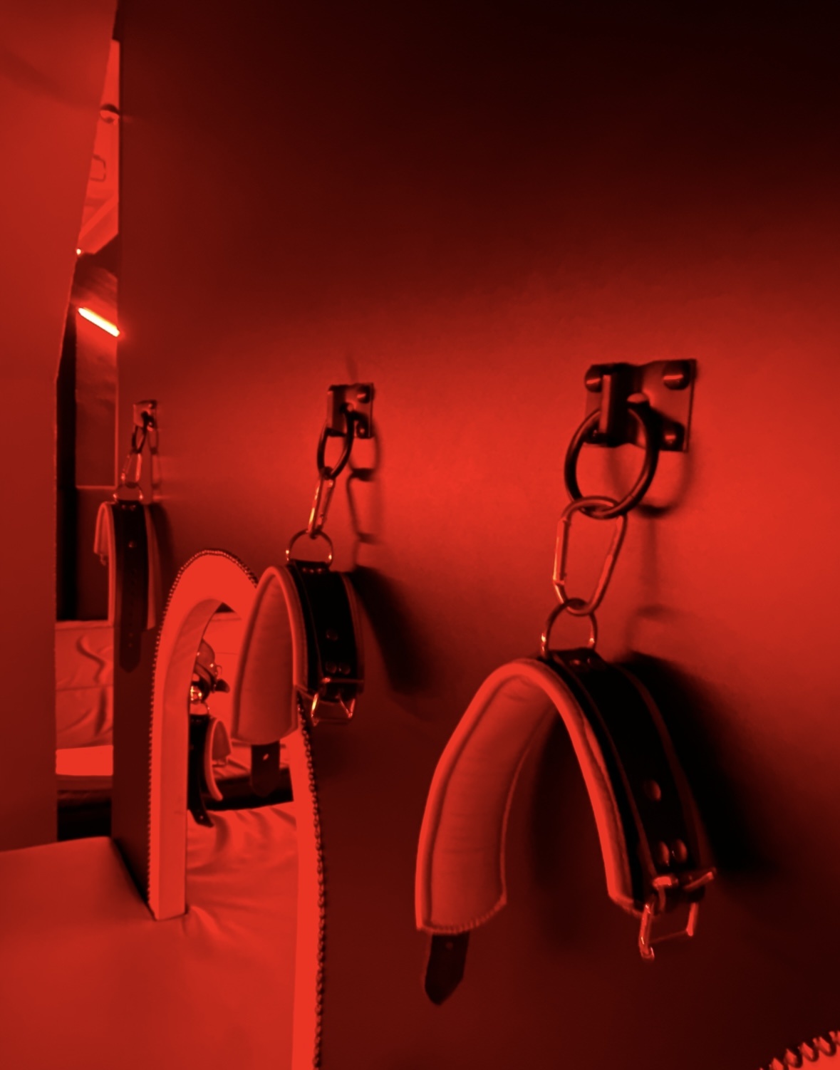 Ray Club Swingers Club Poznań - Swinger Club in Wysogotowo, Poland