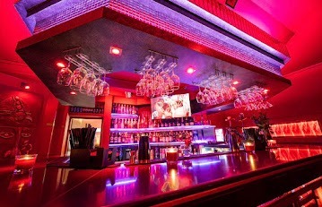 Ray Club Swingers Club Poznań - Swinger Club in Wysogotowo, Poland