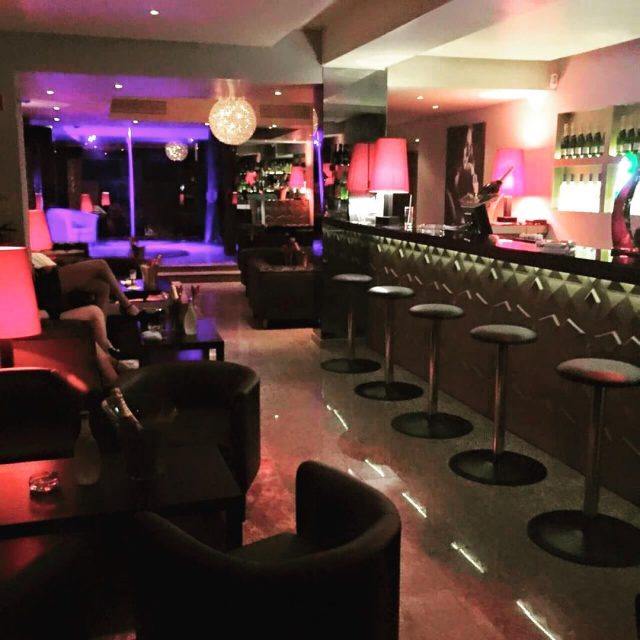 Crystal Lounge - Strip Club Cascais - Nightclub in Cascais, Portugal
