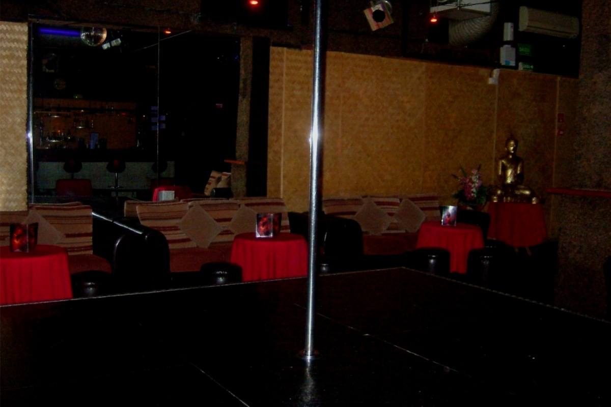 Glamour Gentlemens Club - Nightclub in Lagoa, Portugal