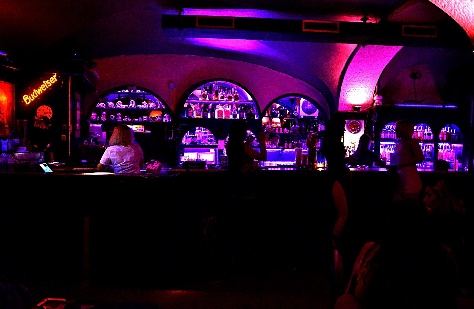Ménage Strip Club - Nightclub in Lisboa, Portugal
