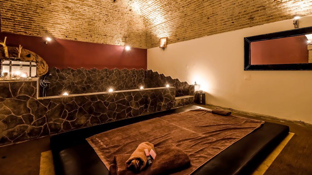 Fenix Spa Center - Erotic Massage in Lisbon, Portugal