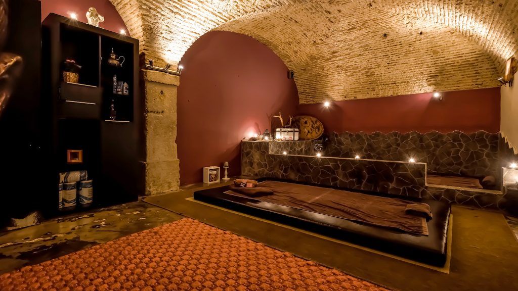 Fenix Spa Center - Erotic Massage in Lisbon, Portugal