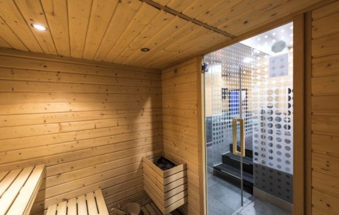 Sky Sauna Club - Fkk in Lisbon, Portugal
