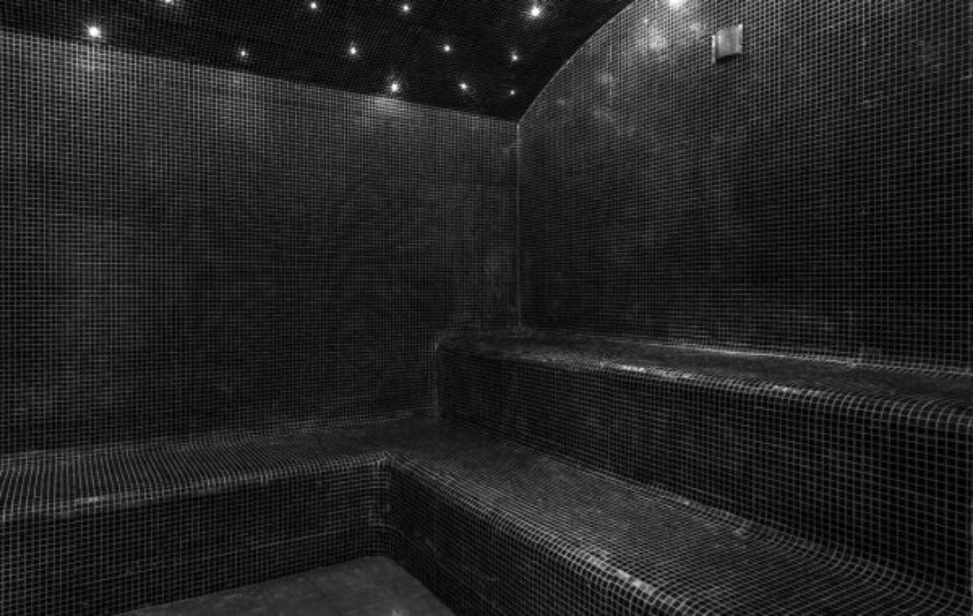 Sky Sauna Club - Fkk in Lisbon, Portugal