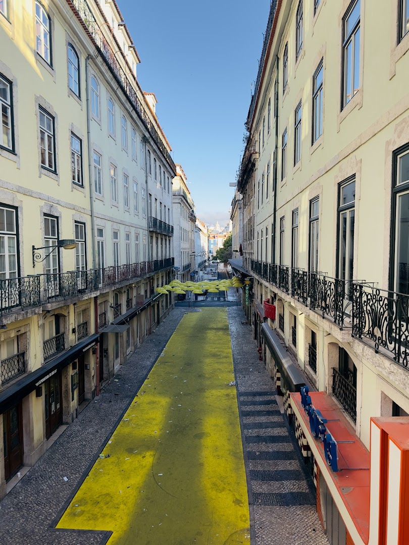 Ménage Strip Club - Nightclub in Lisbon, Portugal