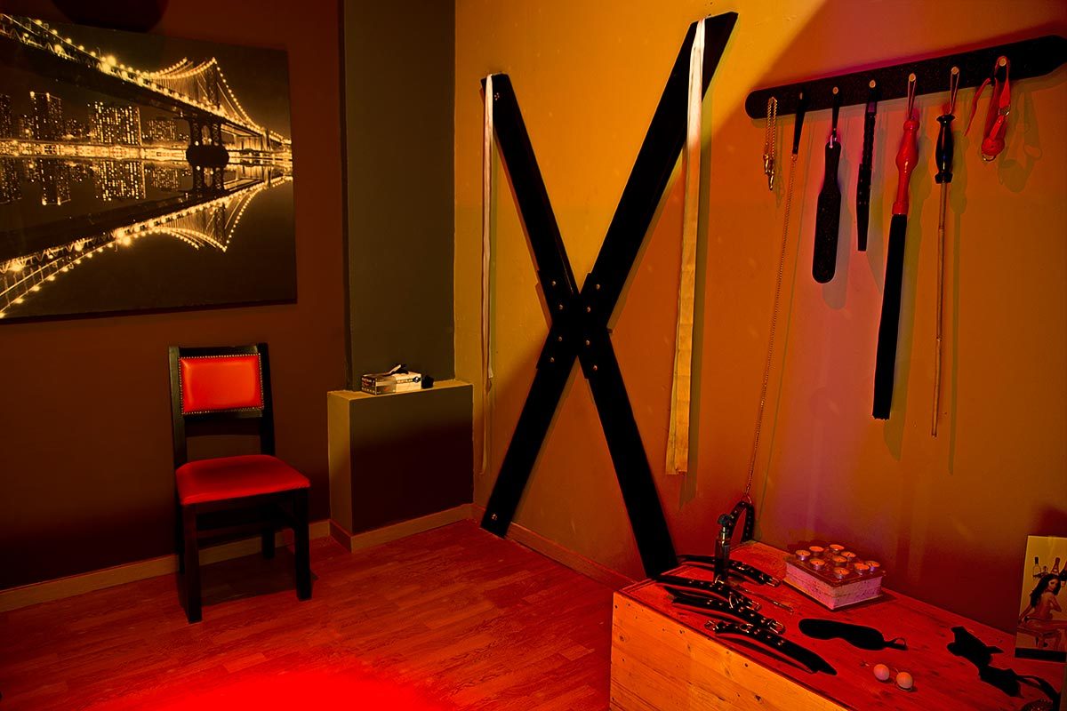 Royal Teaser - Strip Club - Nightclub in Portimao, Portugal