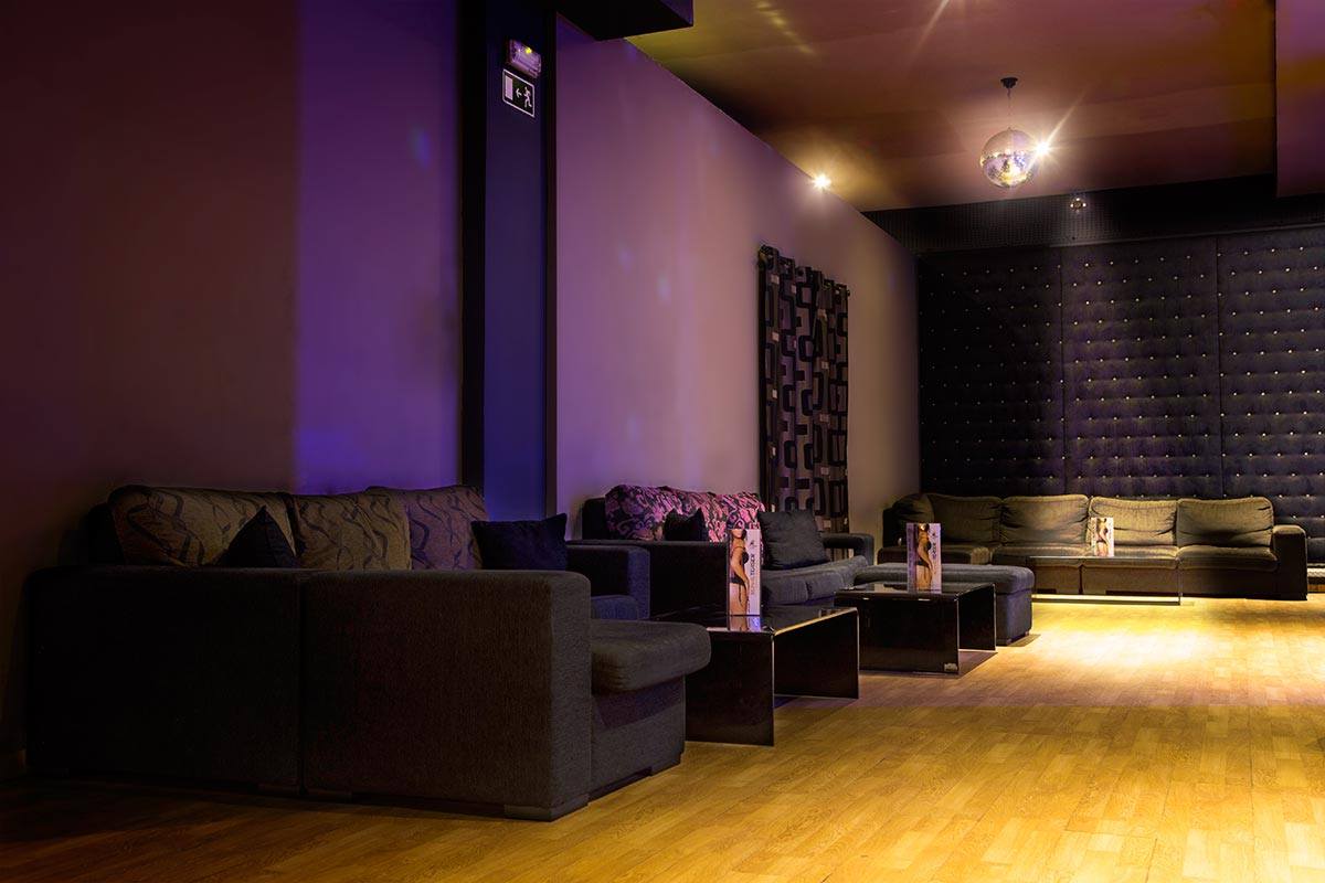Royal Teaser - Strip Club - Nightclub in Portimao, Portugal