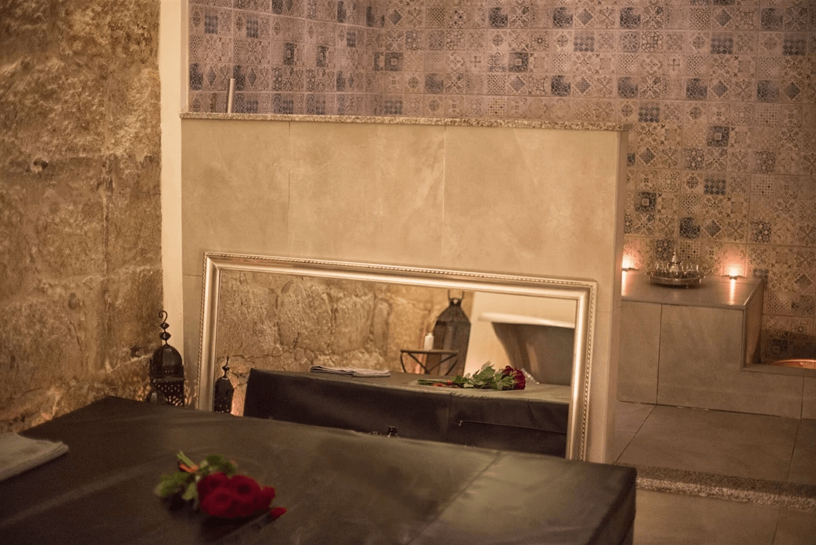 Eros Center Tantric And Sensual Massage - Erotic Massage in Porto, Portugal