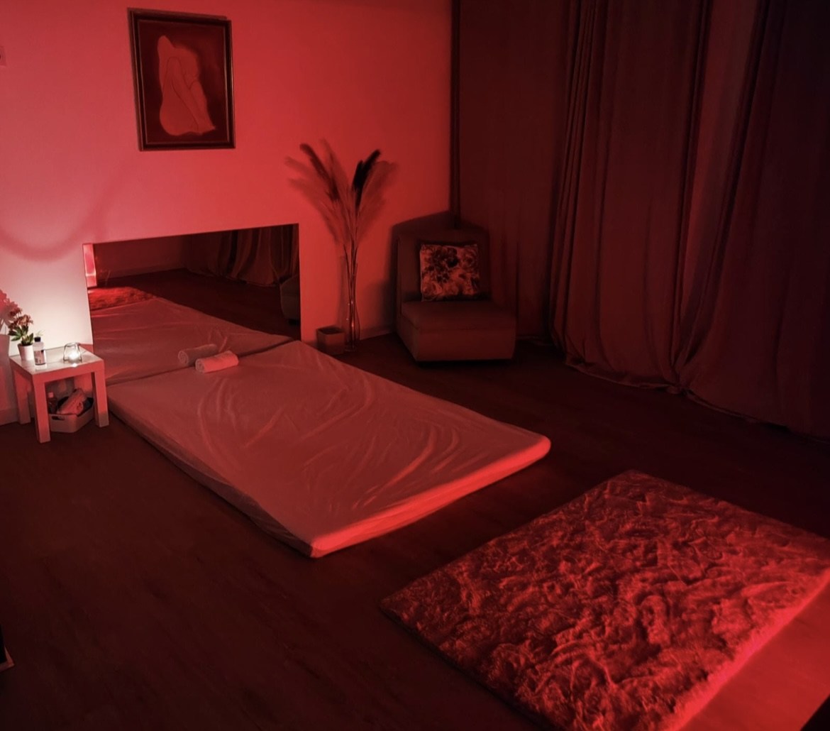 Tantric Love - Art Of Erotic Massage - Erotic Massage in Porto, Portugal