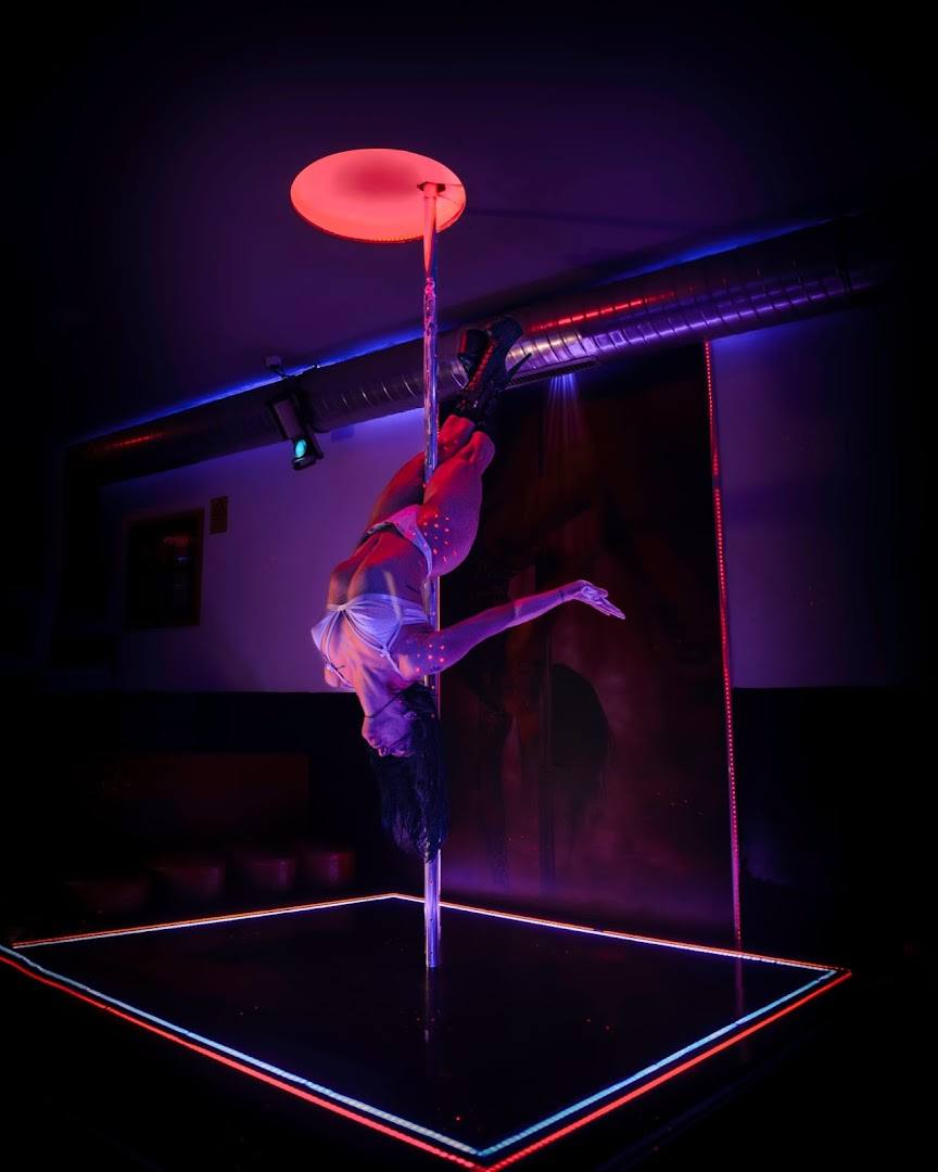 Life Strip Club - Melhor Club De Strip - Nightclub in Porto, Portugal