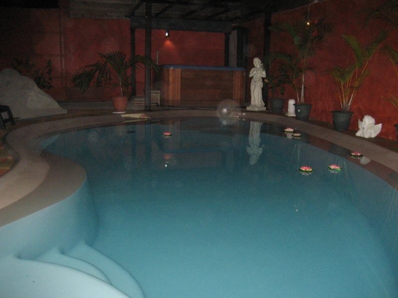 L'ambigu Club - Swinger Club in Trois Bassins, Reunion