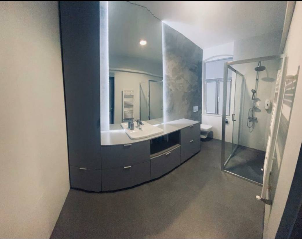 Black Velvet - Erotic Massage in Bucharest, Romania