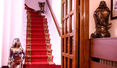 Royal Place - Erotic Massage in Bucharest, Romania