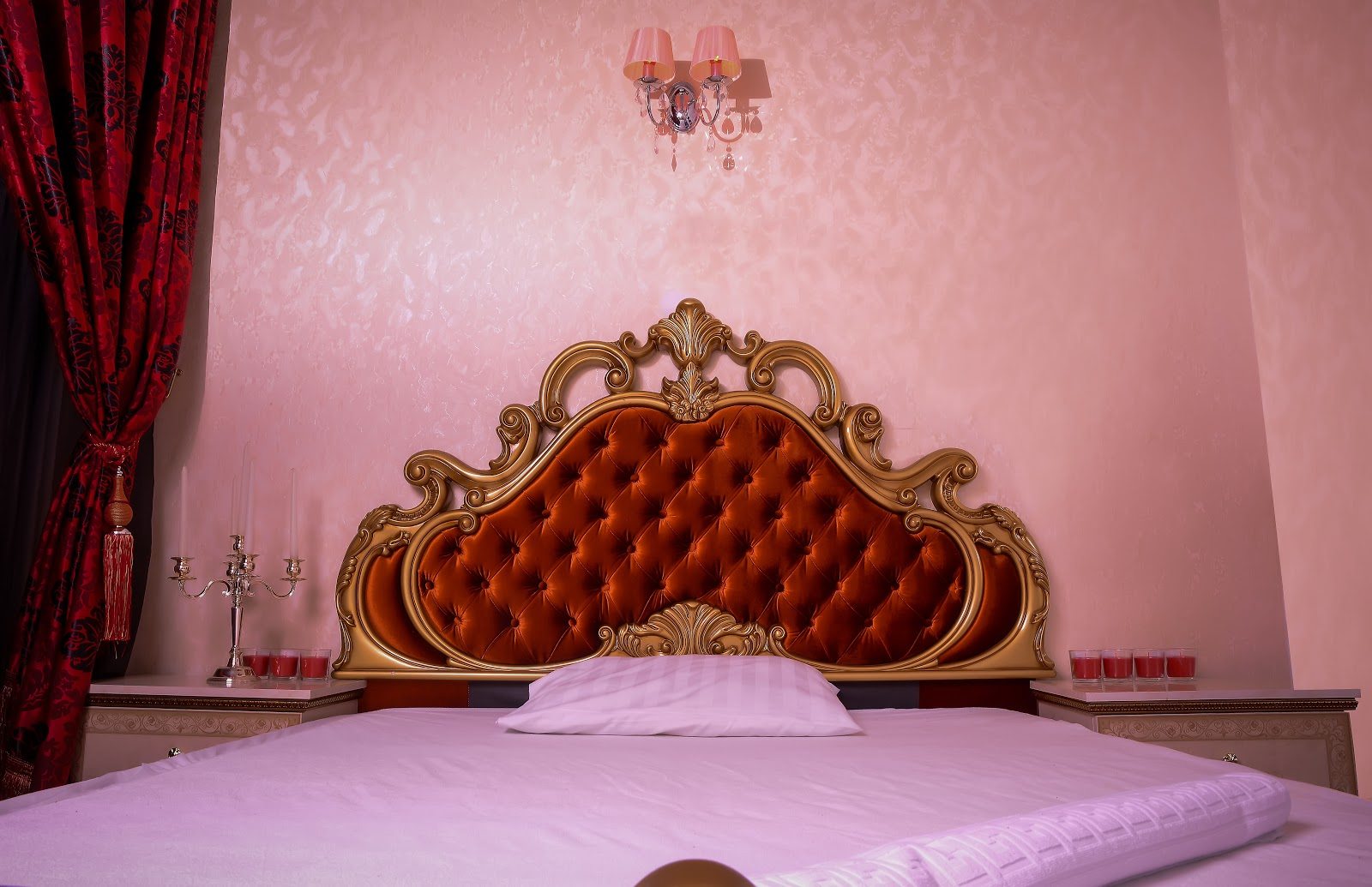 Royal Place - Erotic Massage in Bucharest, Romania