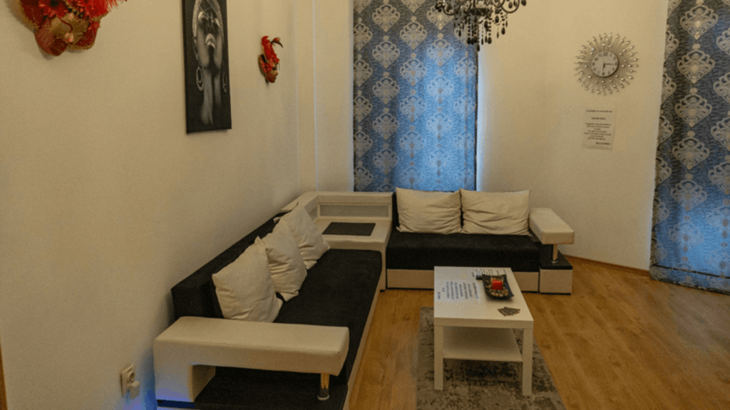 Salon Eros Massage - Erotic Massage in Bucharest, Romania