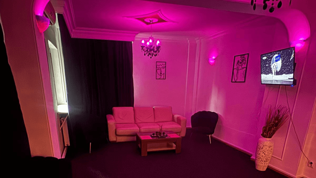 Salon Eros Massage - Erotic Massage in Bucharest, Romania