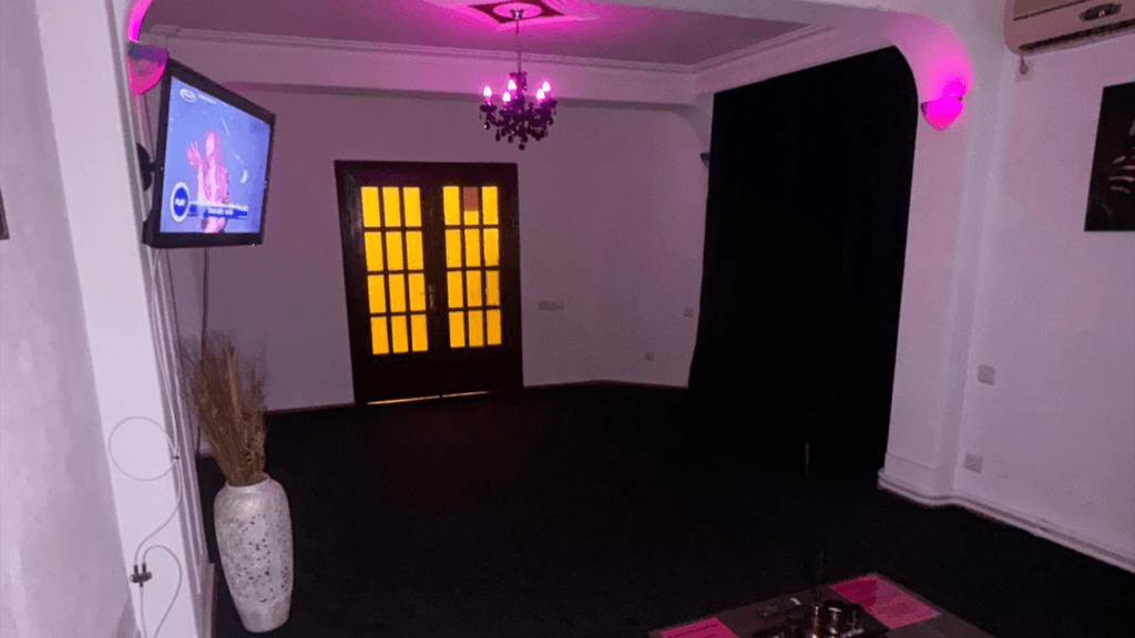 Salon Eros Massage - Erotic Massage in Bucharest, Romania
