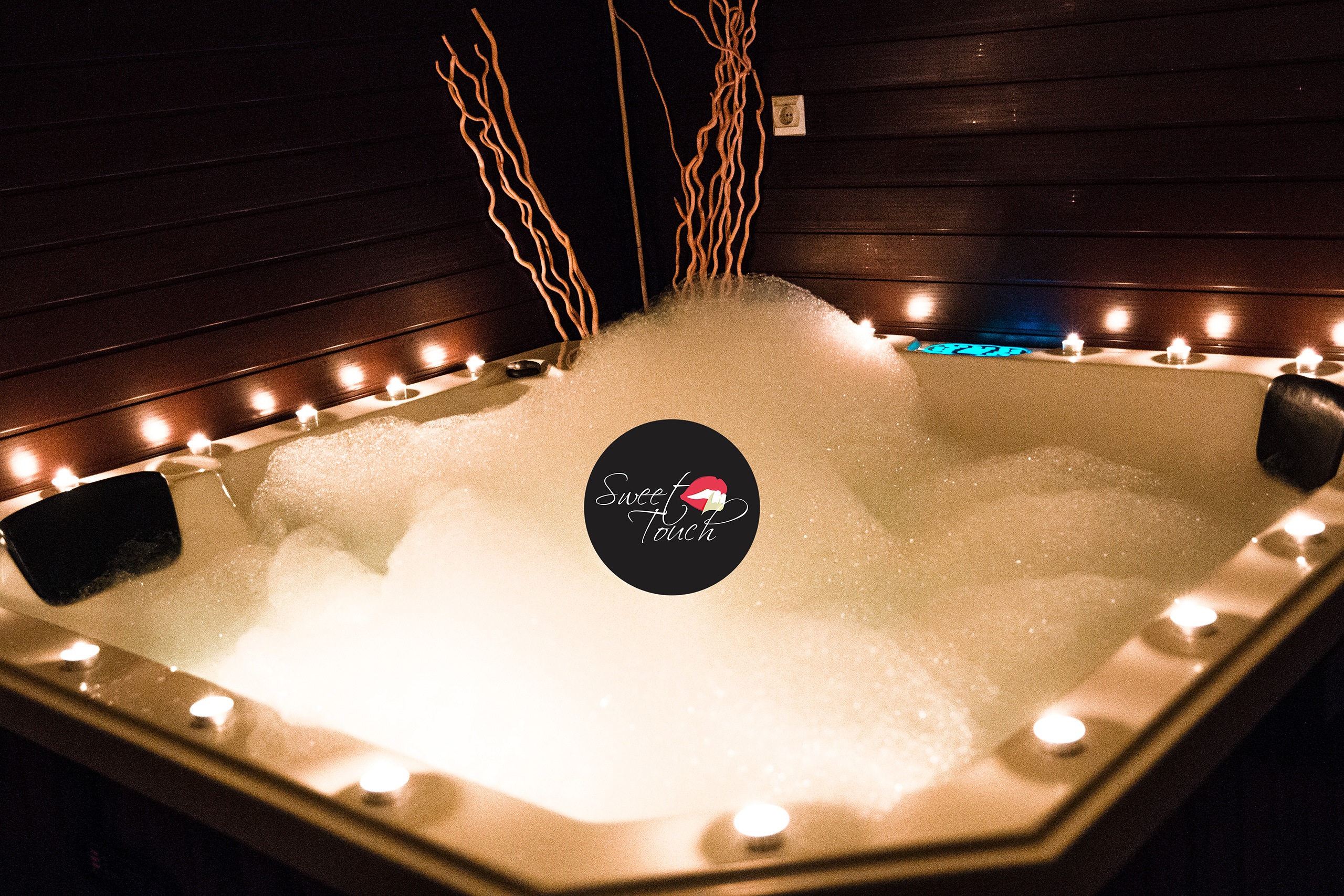 Sweettouch - Erotic Massage in Bucharest, Romania