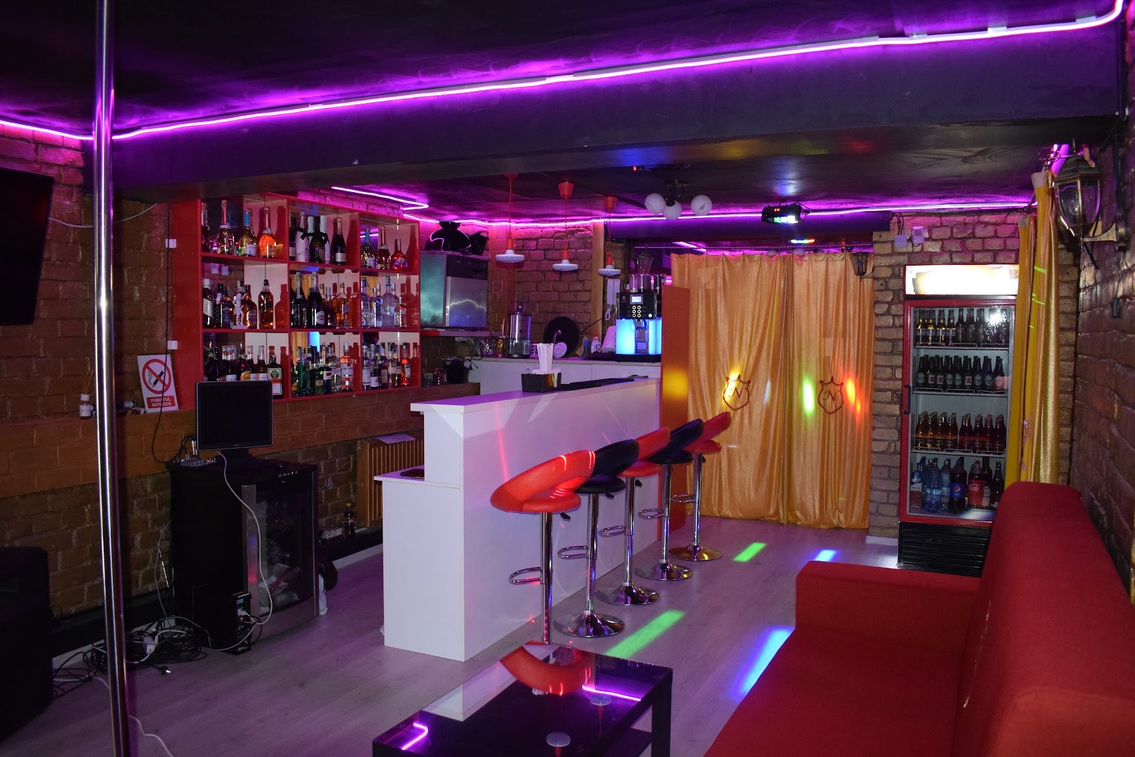 Nadira Nadira - Nightclub in Bucharest, Romania
