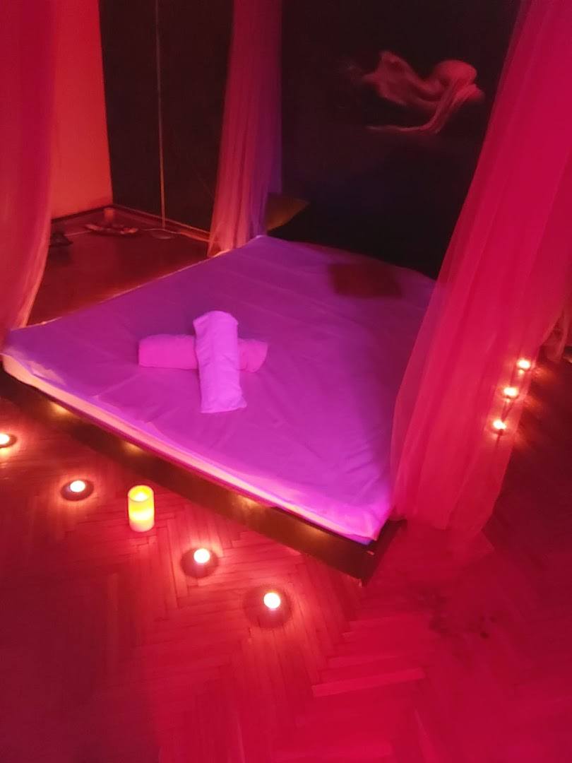 Perfect Body Massage - Erotic Massage in Constan A, Romania