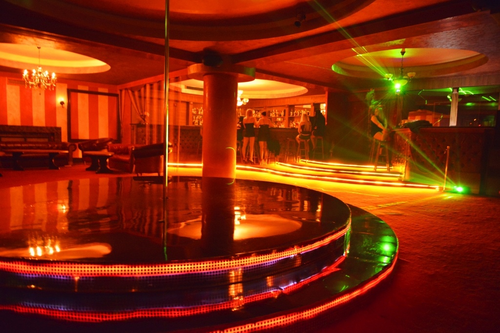 21st Officegentleman's Constanța - Nightclub in Constan A, Romania