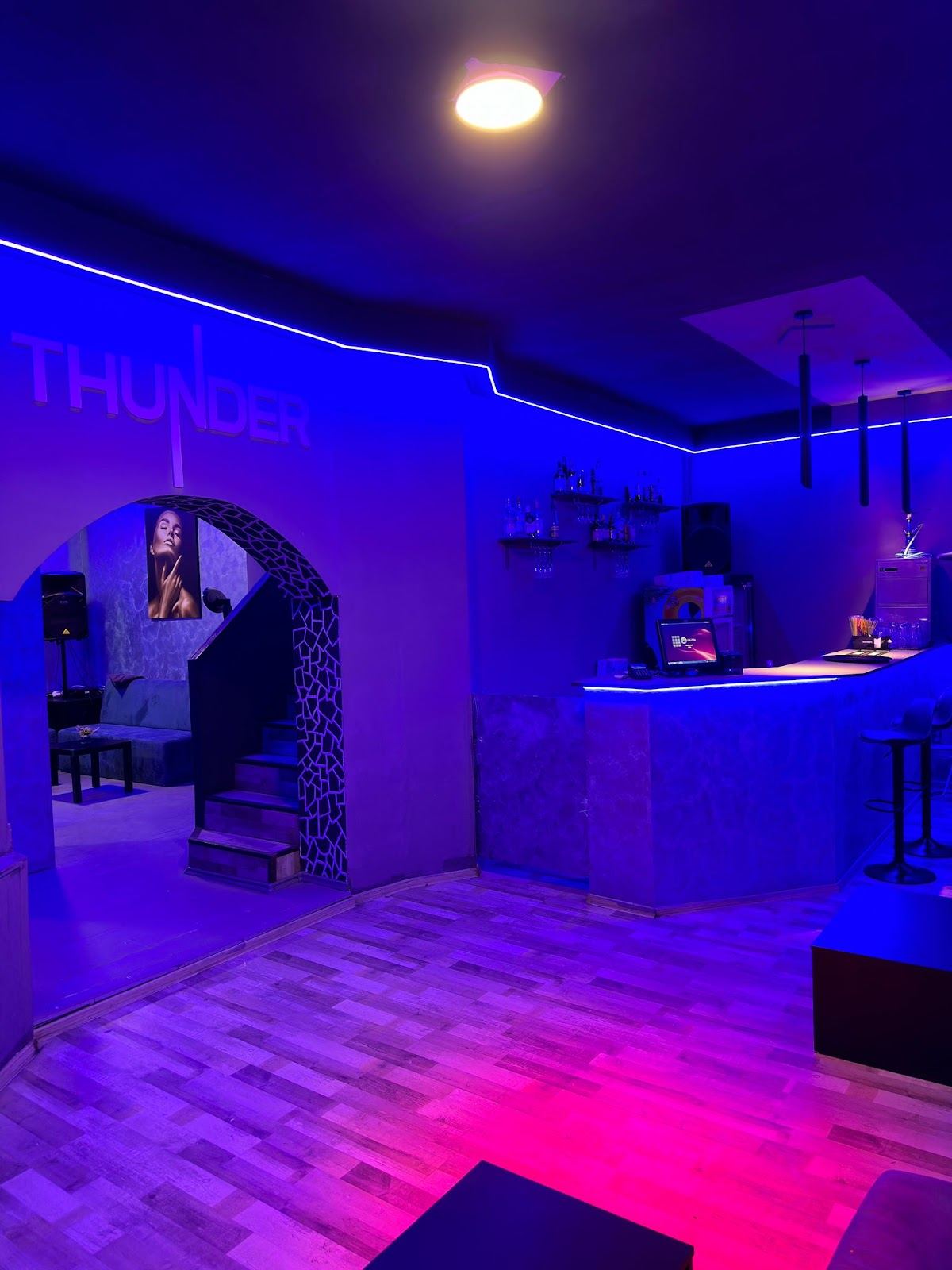 Thunder - Night Club Constanta - Nightclub in Constan A, Romania