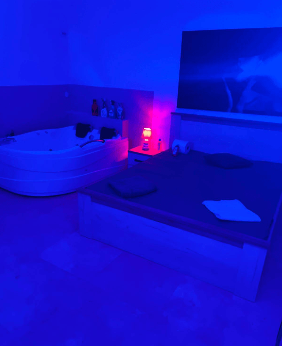 Erotic Massage Salon Iasi - Erotic Massage in Ia I, Romania
