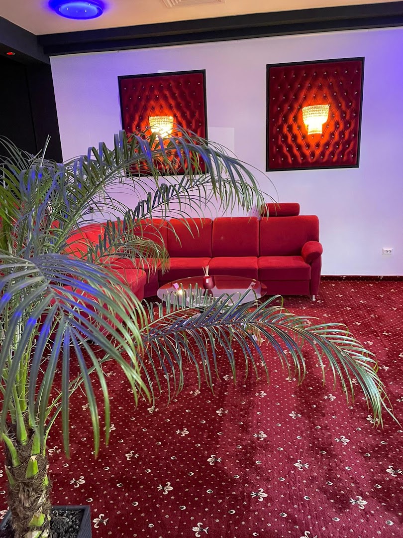 Cleopatra - Night Club & Masaj Erotic Oradea - Erotic Massage in Oradea, Romania