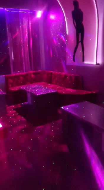 Pussycat Night Club - Nightclub in Pite Ti, Romania