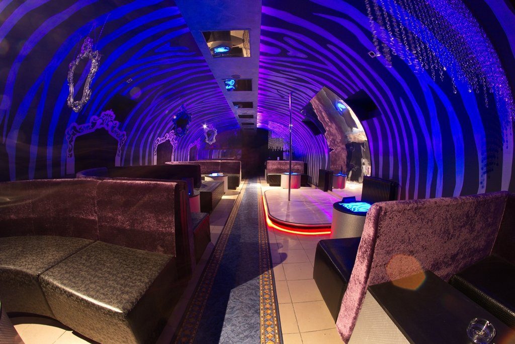 Night Club Blue Moon - Nightclub in Sibiu, Romania