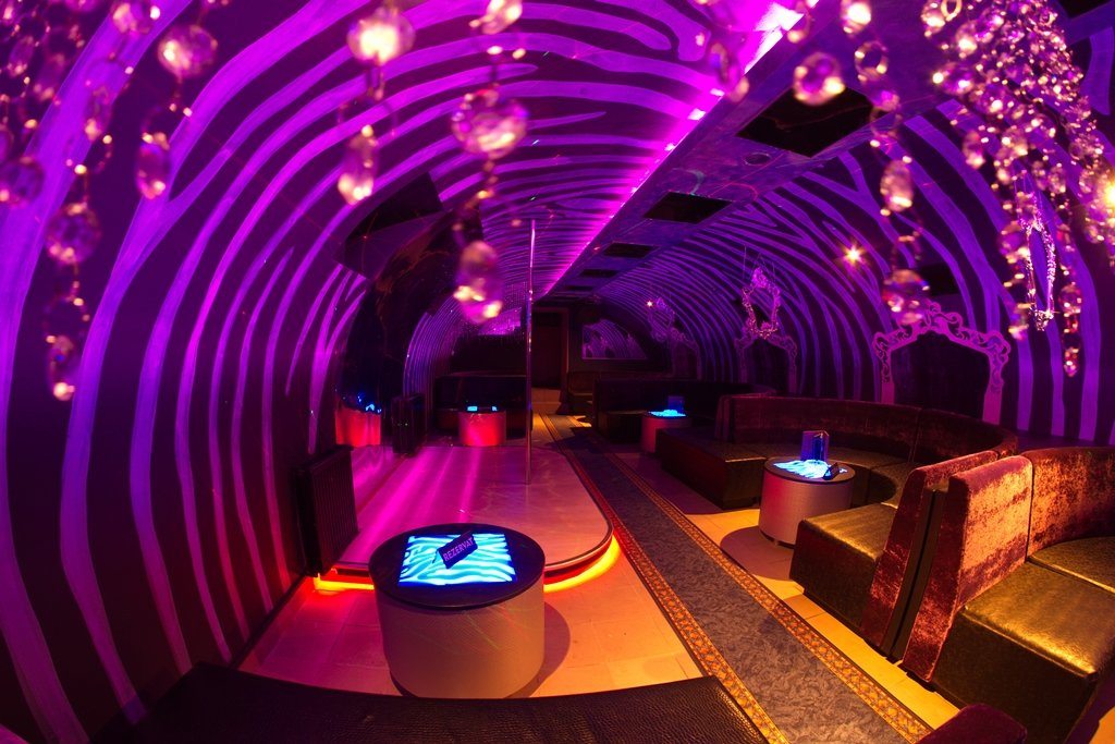 Night Club Blue Moon - Nightclub in Sibiu, Romania