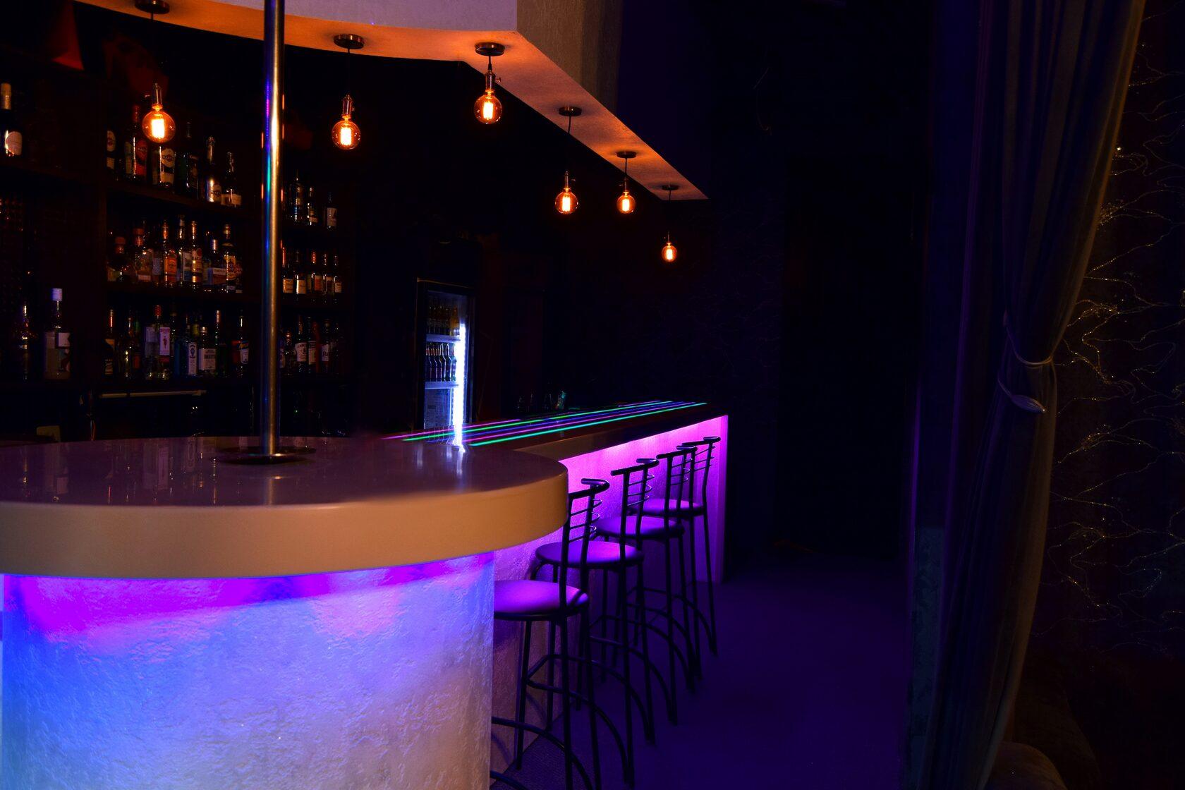 Cheshire Cat Strip Cabaret - Nightclub in Barnaul, Russia