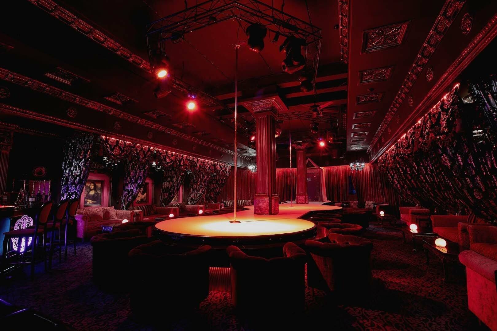 Striptiz Klub Charli - Nightclub in Barnaul, Russia