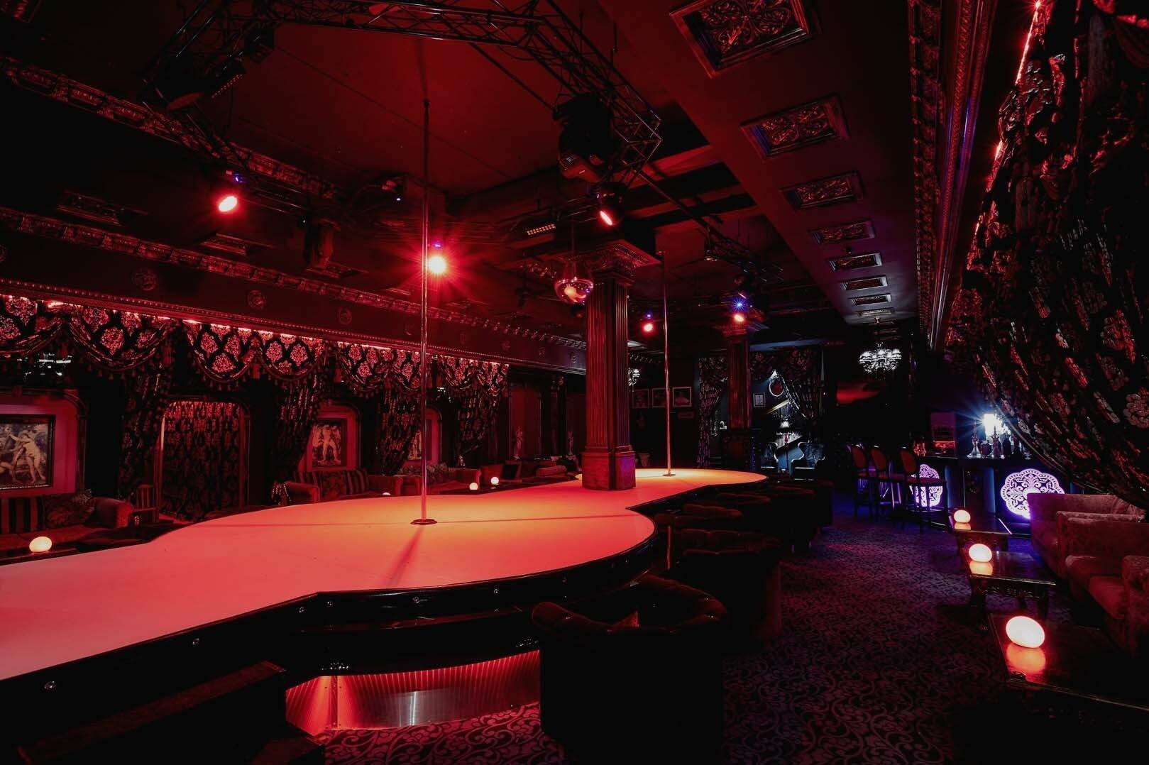 Striptiz Klub Charli - Nightclub in Barnaul, Russia