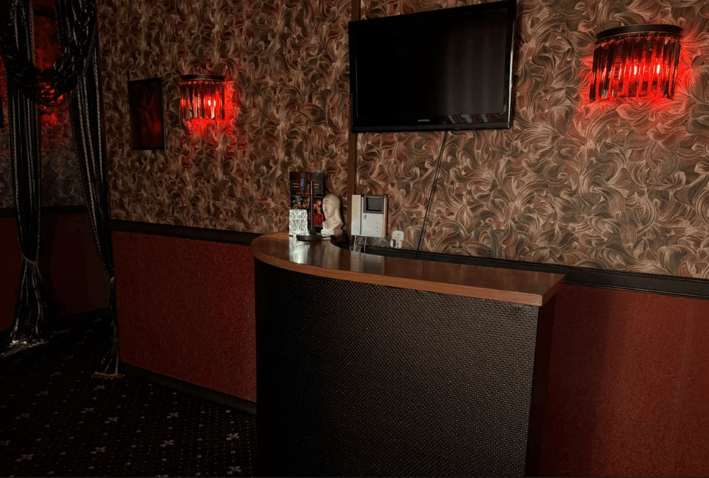 Mens Club - Erotic Massage in Berezniki, Russia