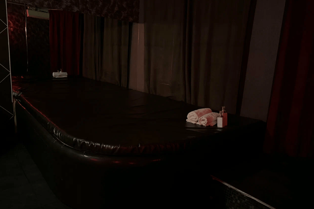 Mens Club - Erotic Massage in Berezniki, Russia