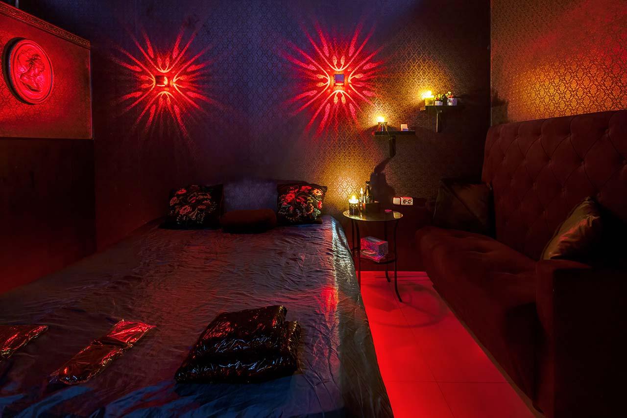 Amsterdam - Erotic Massage in Bolshoy Sochi, Russia