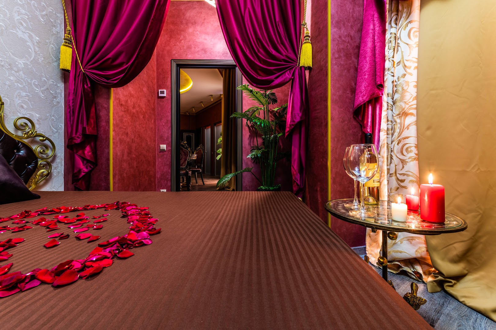 Мужской клуб Sochi Mens Club (Red Room) - Nightclub in Bolshoy Sochi, Russia