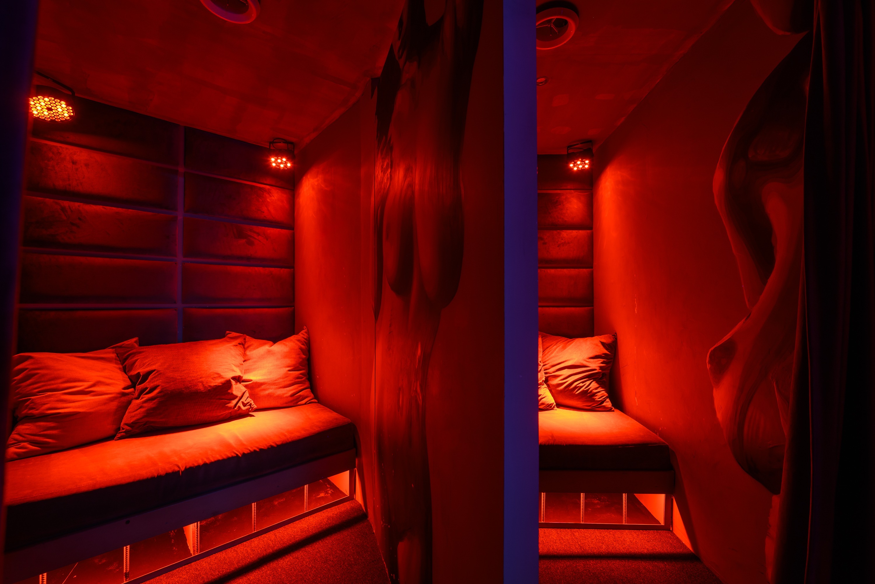 Burlesque - Nightclub in Cheboksary, Russia