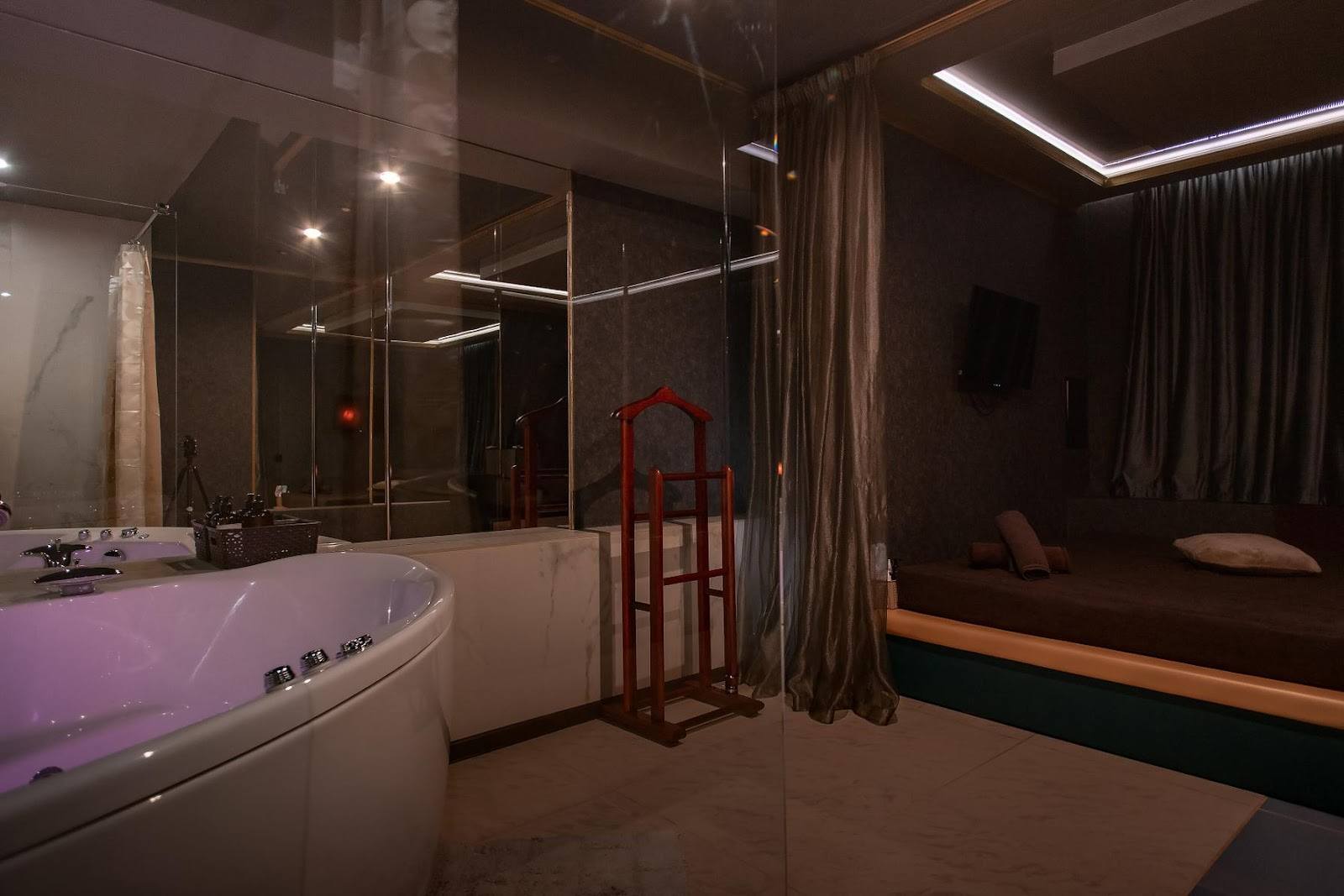Secret | Салон массажа Челябинск | Мужской спа салон, тайский массаж - Erotic Massage in Chelyabinsk Oblast, Russia