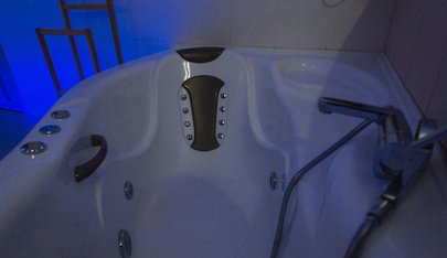 007 Spa - Erotic Massage in Chelyabinsk, Russia