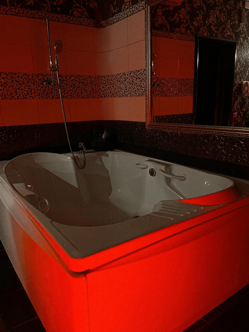 Kurazh (Courage Spa) - Erotic Massage in Chelyabinsk, Russia
