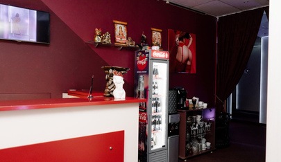 Le Theatre - Erotic Massage in Chelyabinsk, Russia