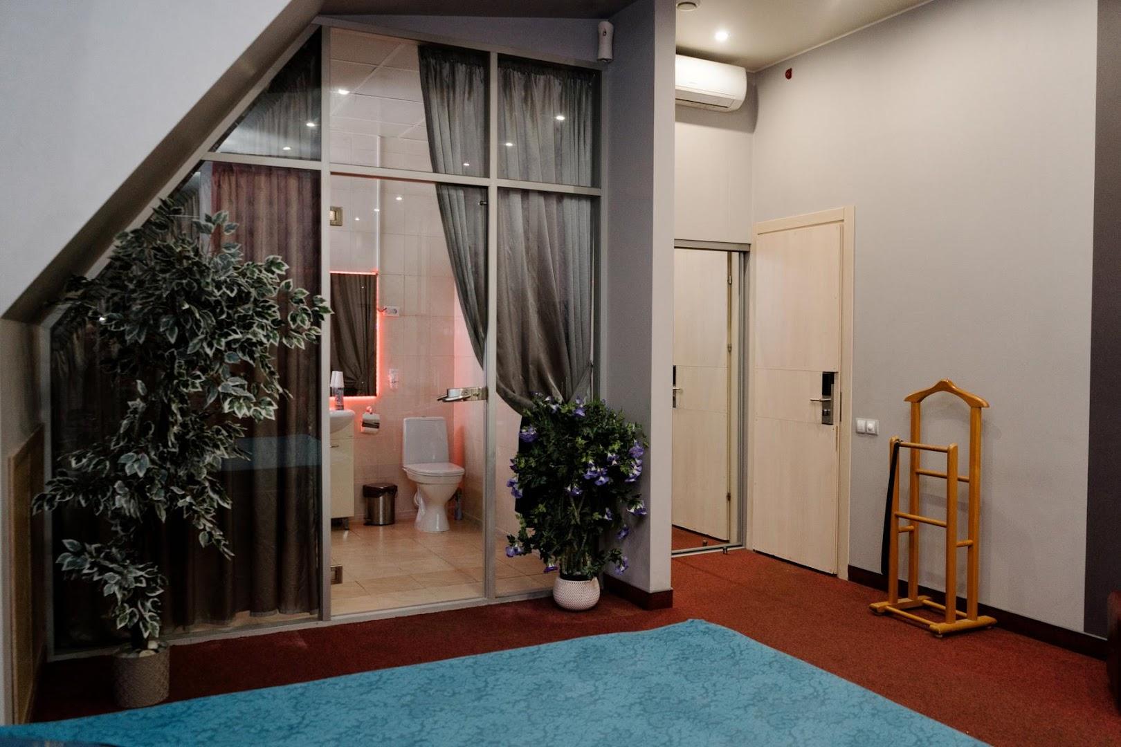 Le Theatre - Erotic Massage in Chelyabinsk, Russia
