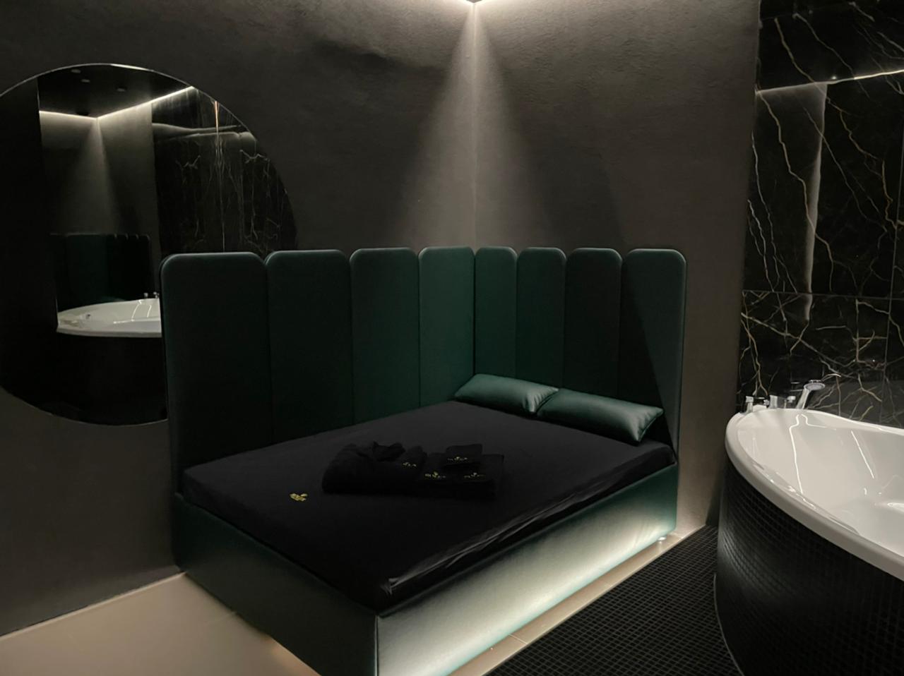 Rolex Men'S Club - Erotic Massage in Chelyabinsk, Russia