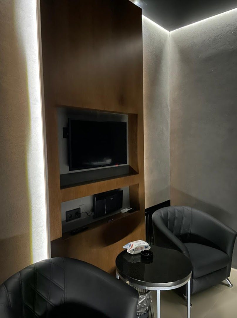 Rolex Men'S Club - Erotic Massage in Chelyabinsk, Russia