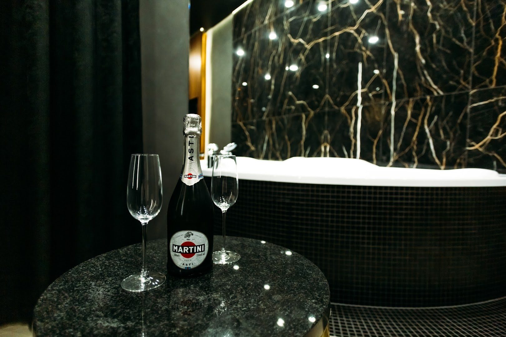 Rolex Men'S Club - Erotic Massage in Chelyabinsk, Russia