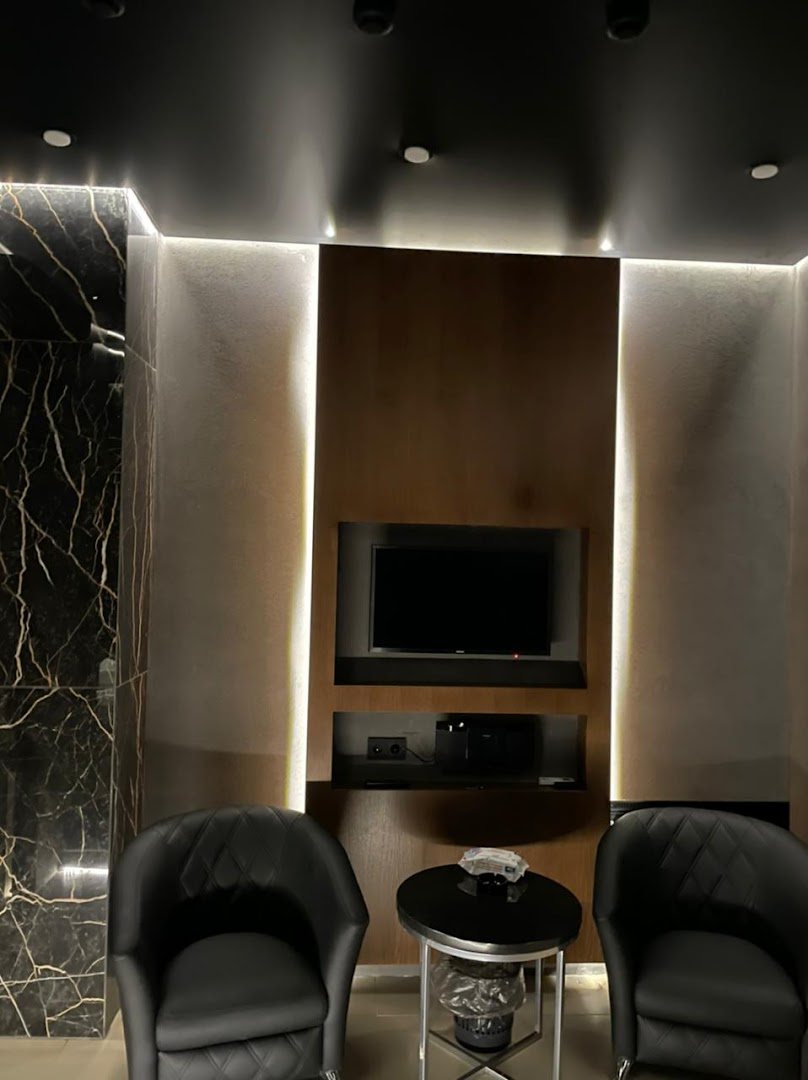 Rolex Men'S Club - Erotic Massage in Chelyabinsk, Russia