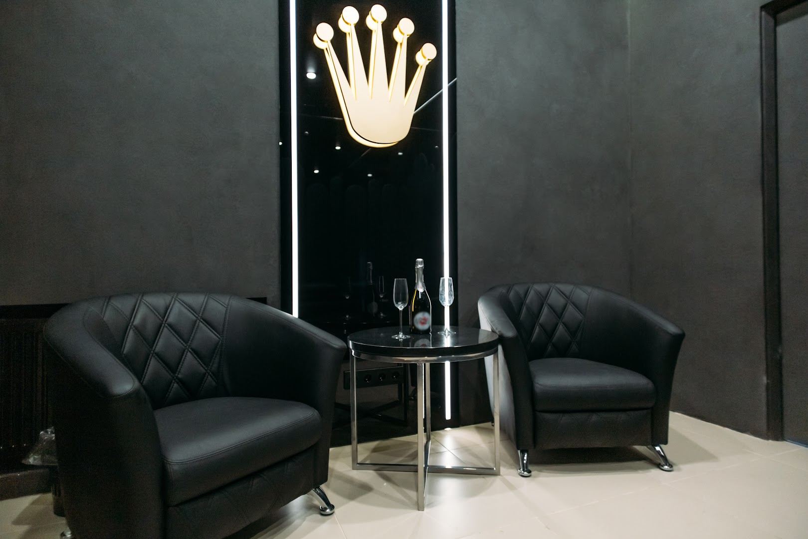 Rolex Men'S Club - Erotic Massage in Chelyabinsk, Russia